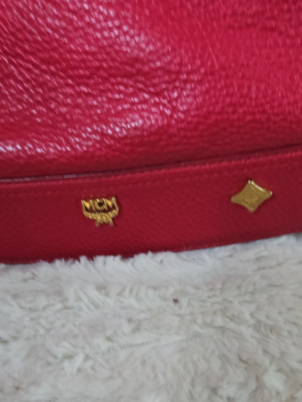 MCM Red Pebbled Leather Drawstring Shoulder Bag - Picture 3 of 11